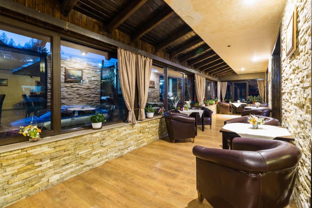 Hanul Simon Pensiune & Restaurant 브란 외부 사진